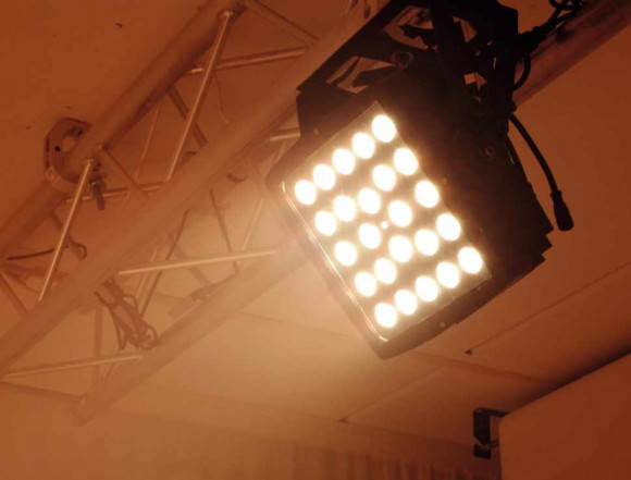 EUROLITE LED IP PAD 24x8W QCL