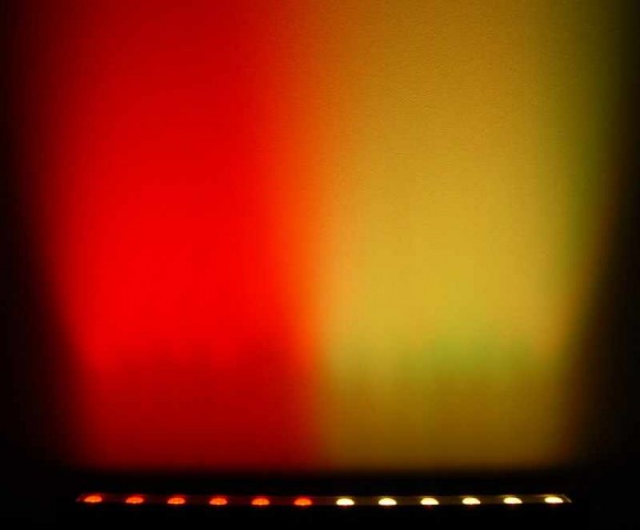 CHAUVET-PRO COLORdash Batten Quad 12