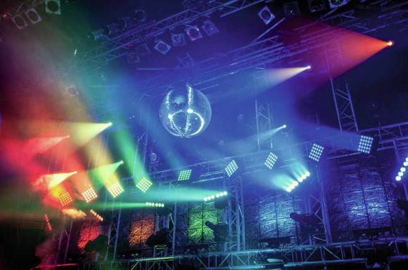 FUTURELIGHT Color Mega Wave.i LED Moving Bar