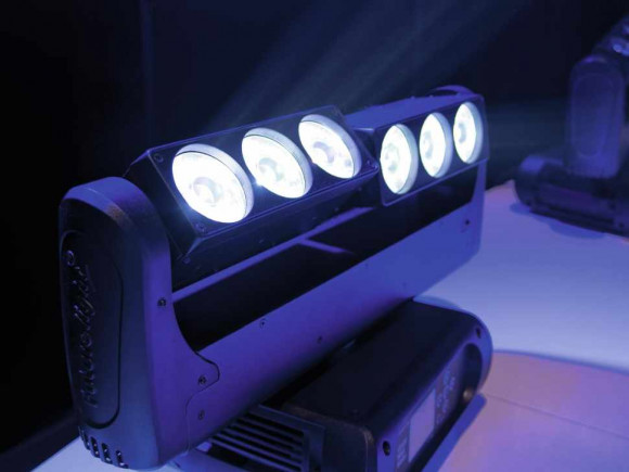 FUTURELIGHT Color Mega Wave.i LED Moving Bar