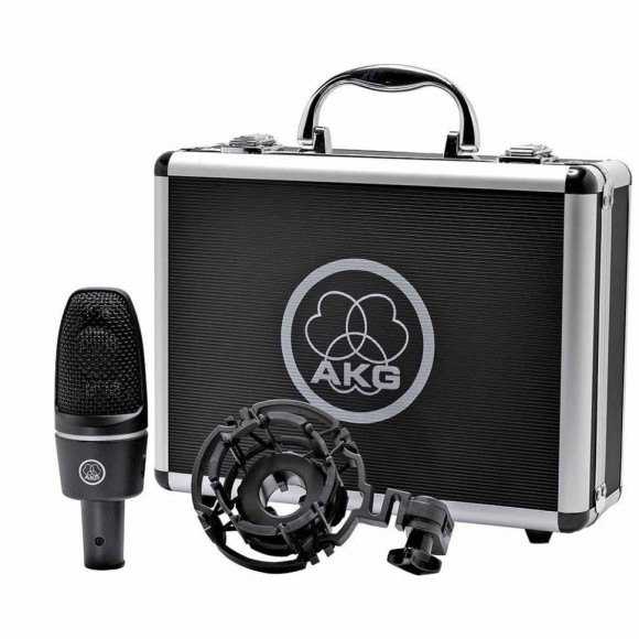 AKG C3000