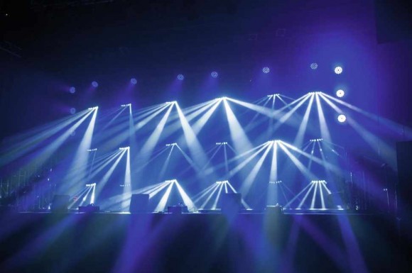 FUTURELIGHT Wave LED Moving Bar