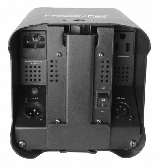 CHAUVET-DJ Freedom Par Tri-6 CHAUVET-DJ Freedom Par Tri-6