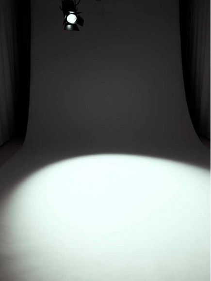 EUROLITE LED THA-250F Theater-Spot