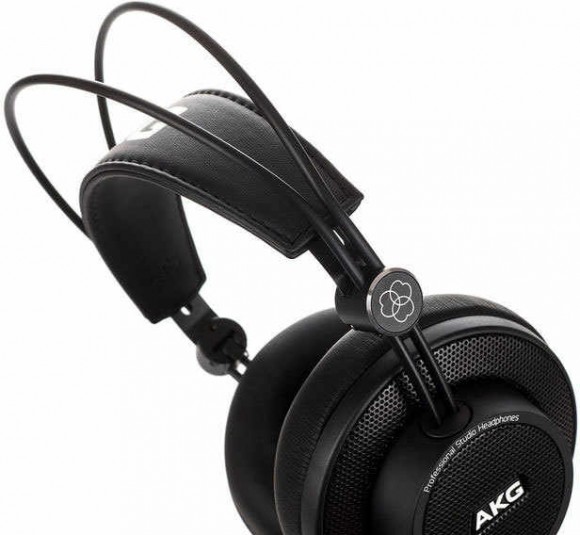 AKG K245 AKG K245