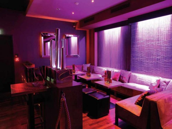 EUROLITE LED BAR-252 RGB 10mm 40° white