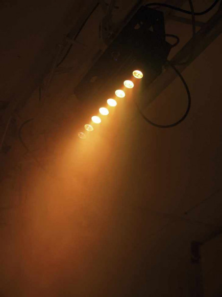 EUROLITE LED PIX-8 QCL Bar
