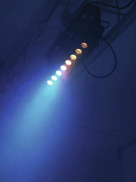 EUROLITE LED PIX-8 QCL Bar