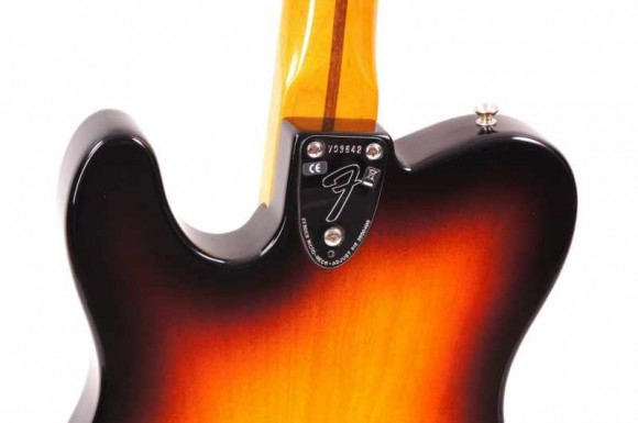 FENDER CLASSIC ‘72 TELE CUSTOM MN 3-COLOR SUNBURST
