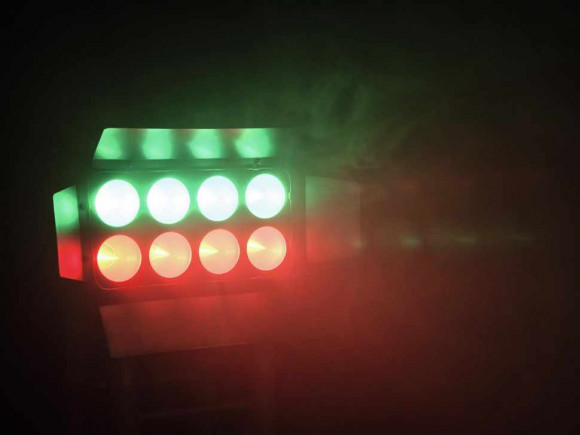 EUROLITE LED PMC-8x30W COB RGB MFL