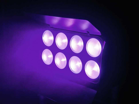 EUROLITE LED PMC-8x30W COB RGB MFL